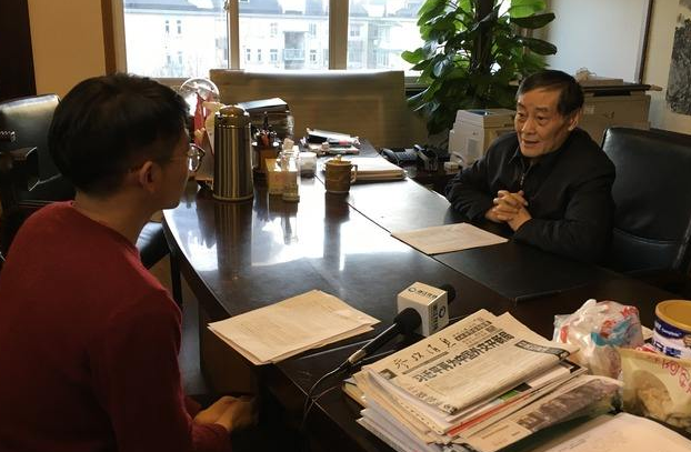 “趸交是什么意思，什么时候适合趸交，趸交和期交哪家好”